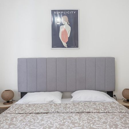 Virona 2Nd Floor Greece Apartments เอเธนส์ ภายนอก รูปภาพ